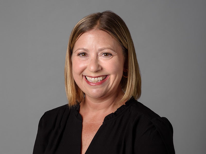 Headshot of Carrie Kreiswirth.