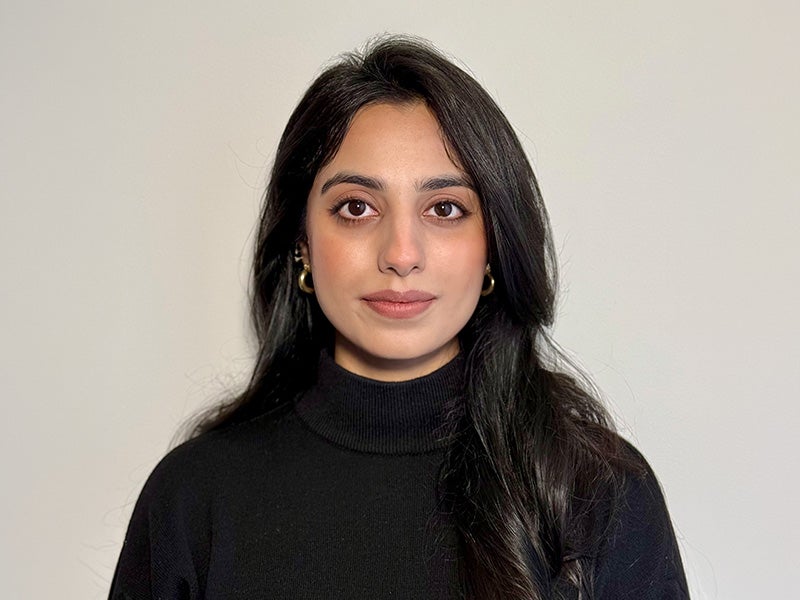 Headshot of Zahra Rizwan.